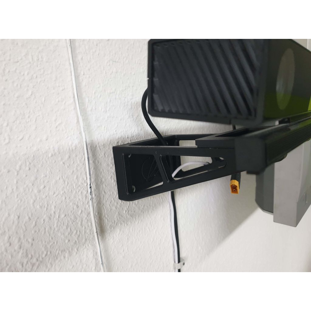 Xbox Kinect V2 Extended Wall Mount – Clears TV Sightline