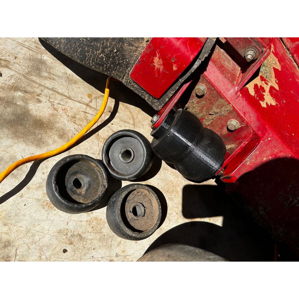 Ferris IS500Z Deck Wheels – Replacement Wear Protection Set