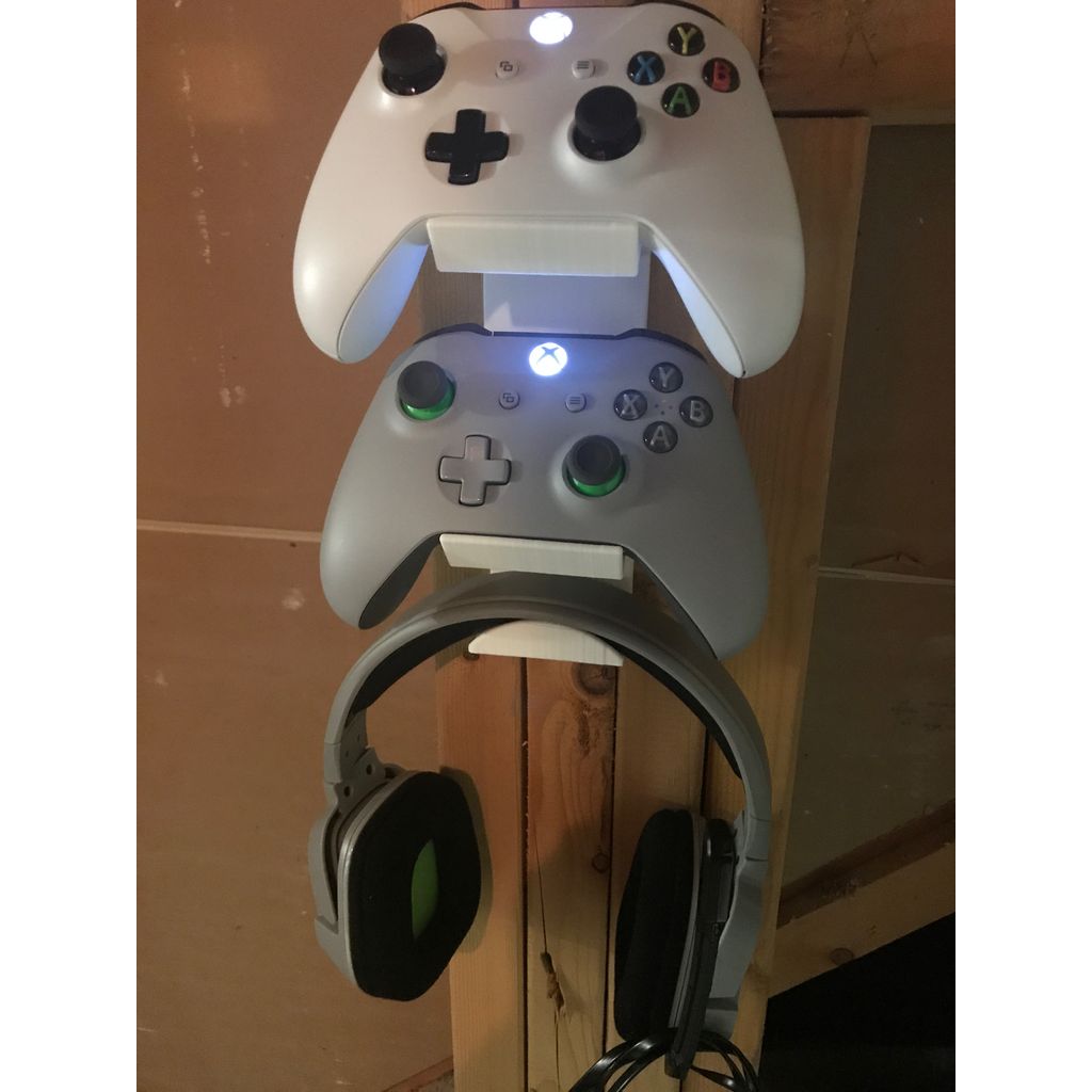 Xbox One Controller & Headset Wall Mount – 2 Pads