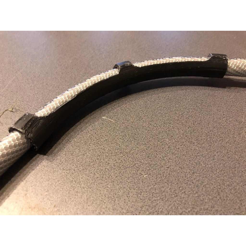 Garden Hose Bend Protection – 1/2" Corner Guide