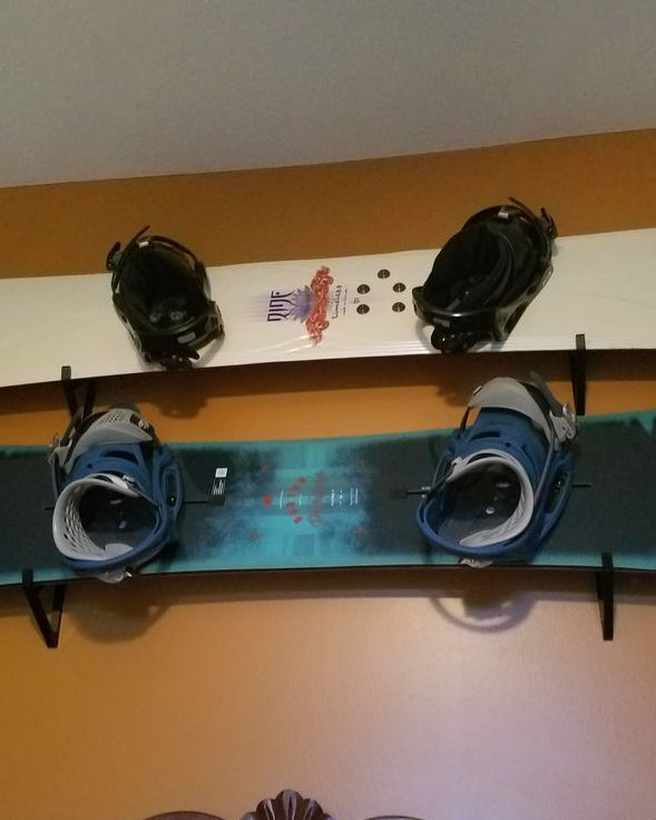 Snowboard Wall Mount – Single Screw, Stud-Ready