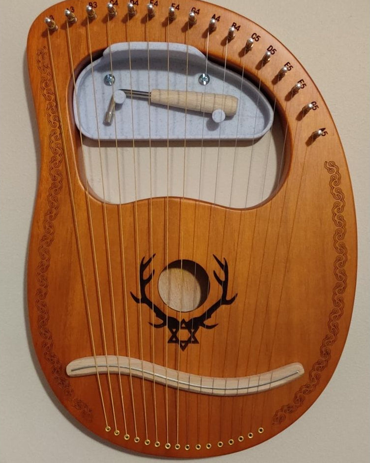Lyre Harp Wall Hanger – 16 String Mount