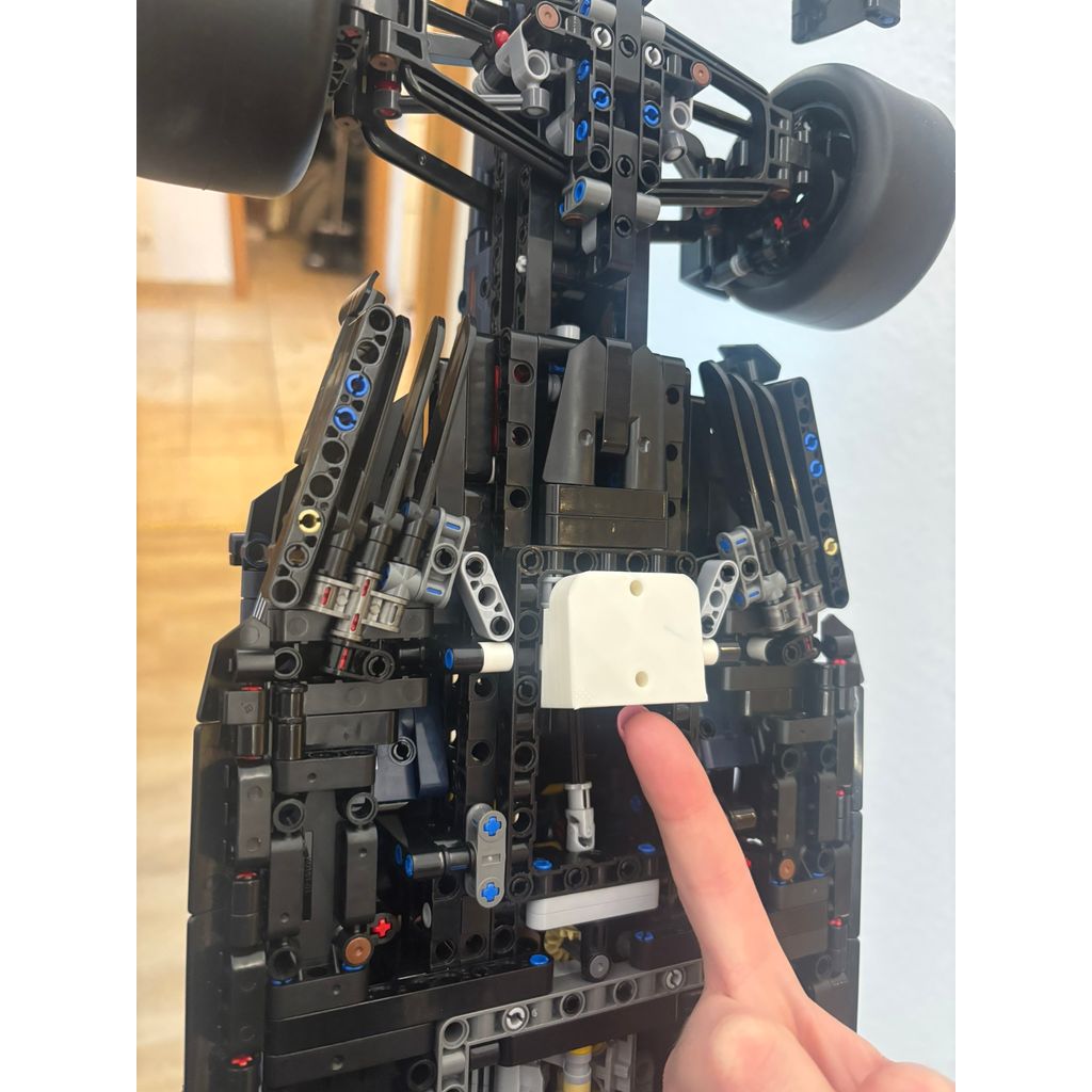 42206 F1 Red Bull Wall Mount – Nose Up Display