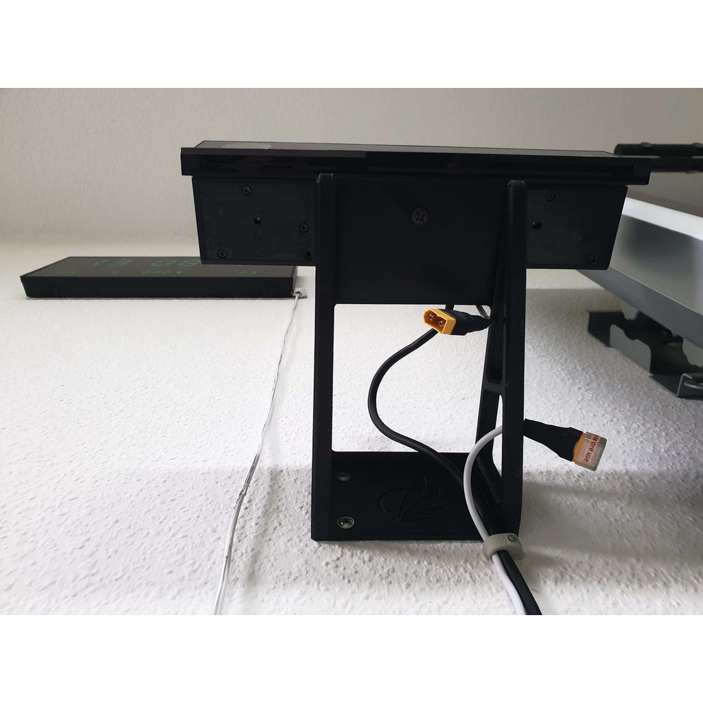 Xbox Kinect V2 Extended Wall Mount – Clears TV Sightline