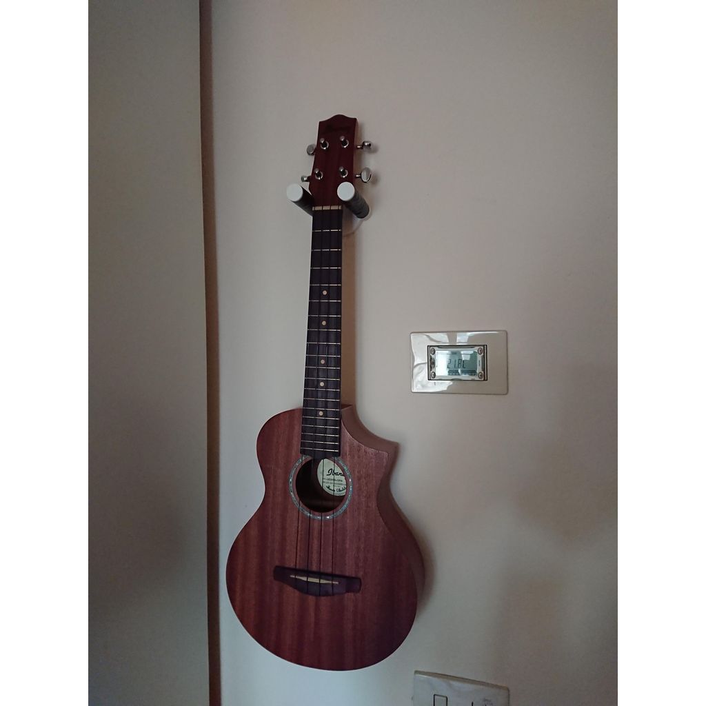 Ukulele Wall Mount – Fits Soprano, Concert & Tenor