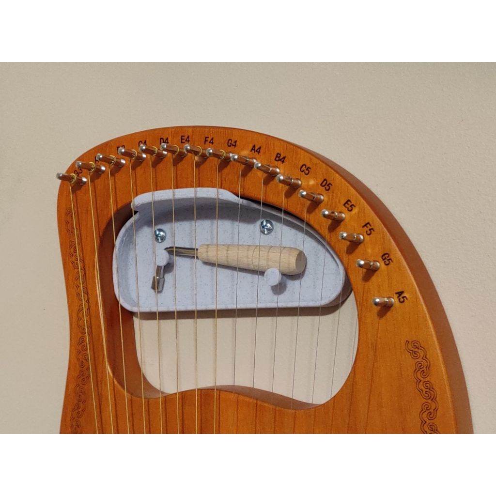 Lyre Harp Wall Hanger – 16 String Mount